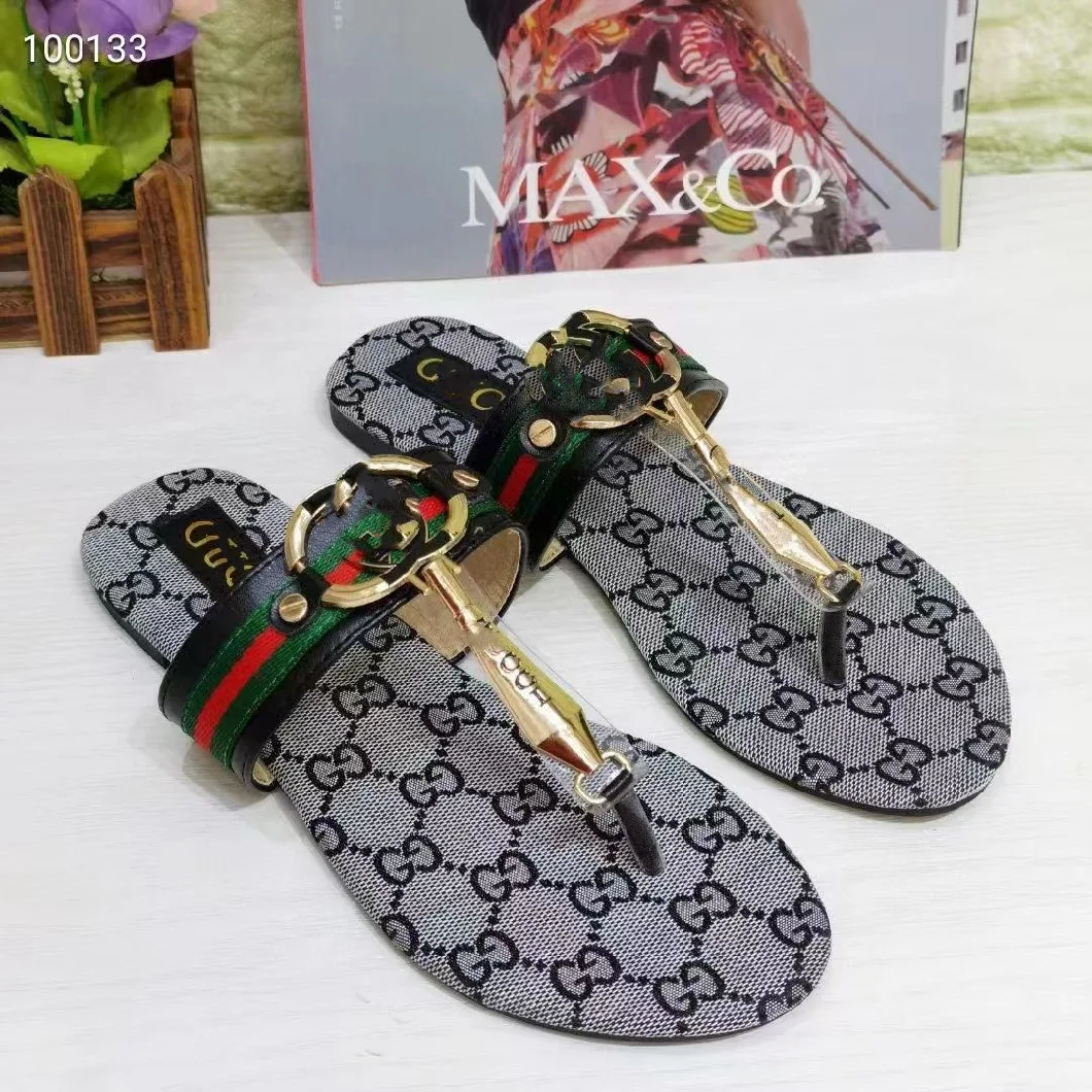 Summer Fashion Classical Simple Ladies Leather Slippers Beach Holiday Women Flip-Flops Slippers